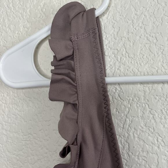 Free People Elegant Ruffle Sleeve Bodysuit  Size L - Picture 7 of 11